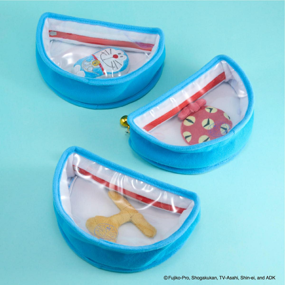 ドラえもん 四次元ポケット型ポーチ イメージ